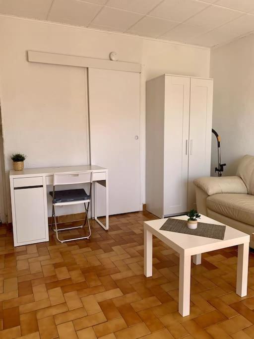 La Garde : Joli Studio Dans Residence Exteriér fotografie