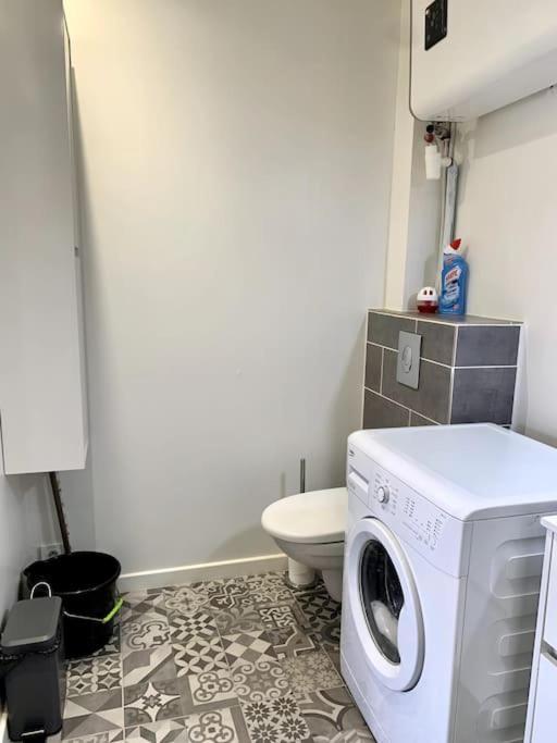 La Garde : Joli Studio Dans Residence Exteriér fotografie